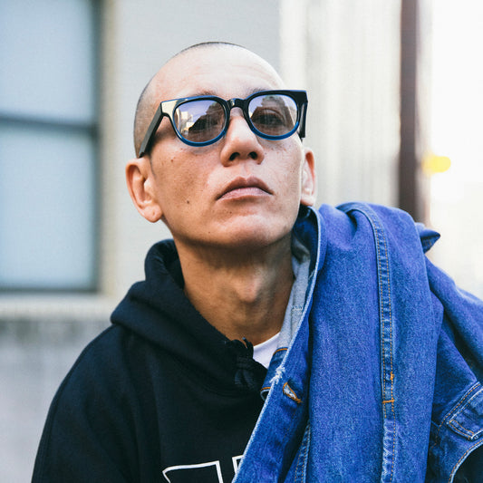 #11 BLACK × COBALT / LIGHT GREY