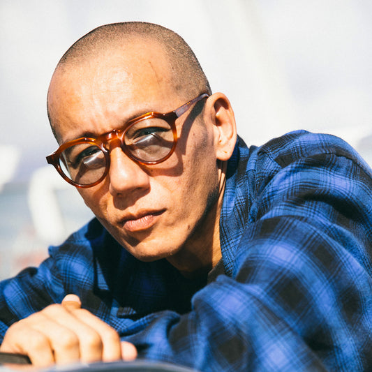 #03 AMBER / CYAN BLUE