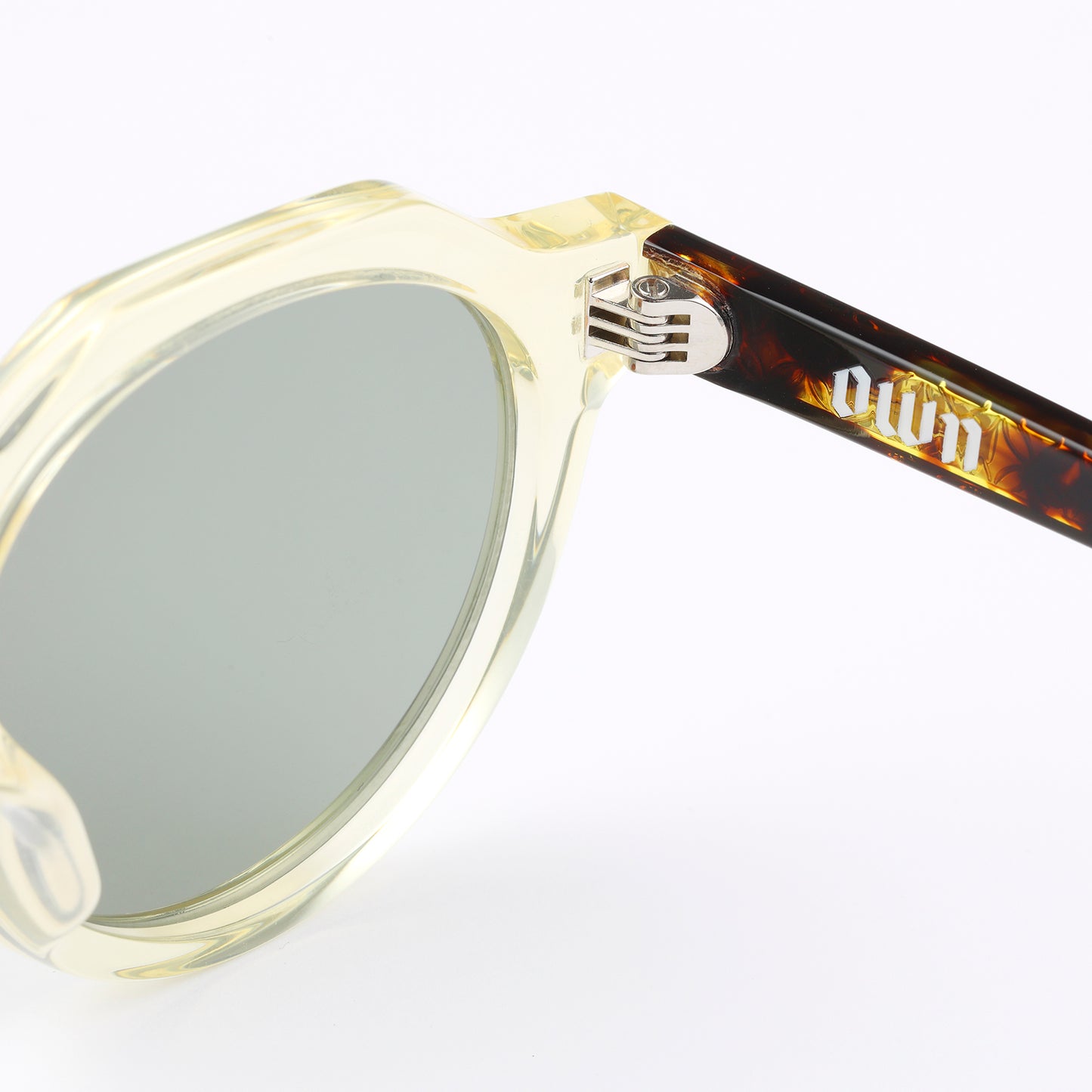 #03 LIGHT YELLOW / GREEN