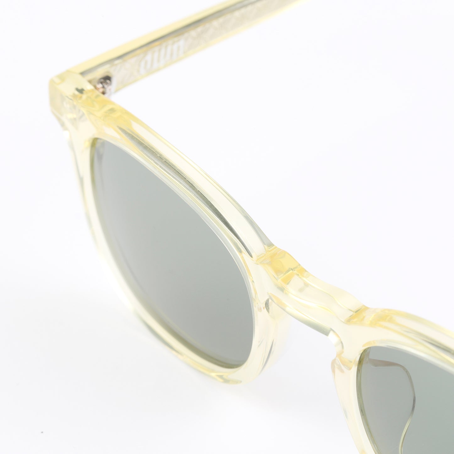 #06 LIGHT YELLOW / GREEN