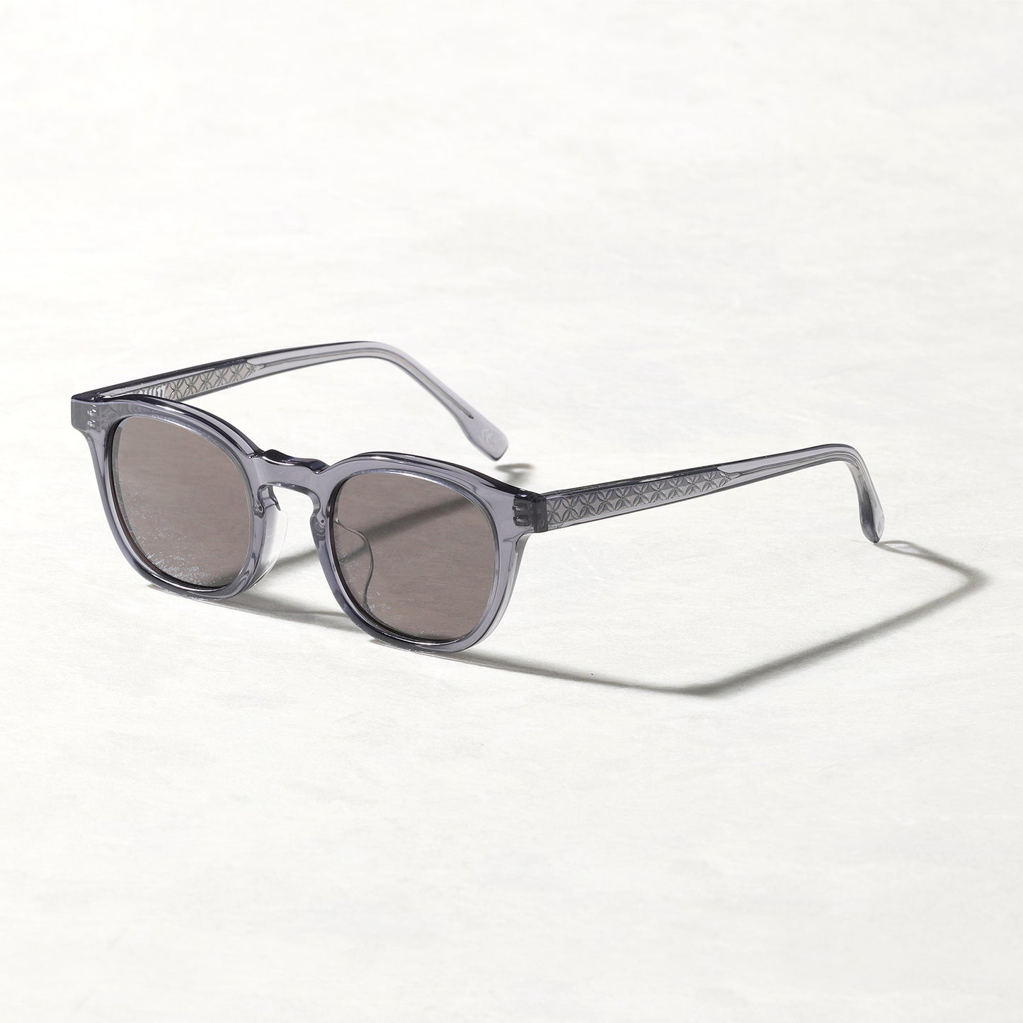 #06 SLATE GREY / GREY