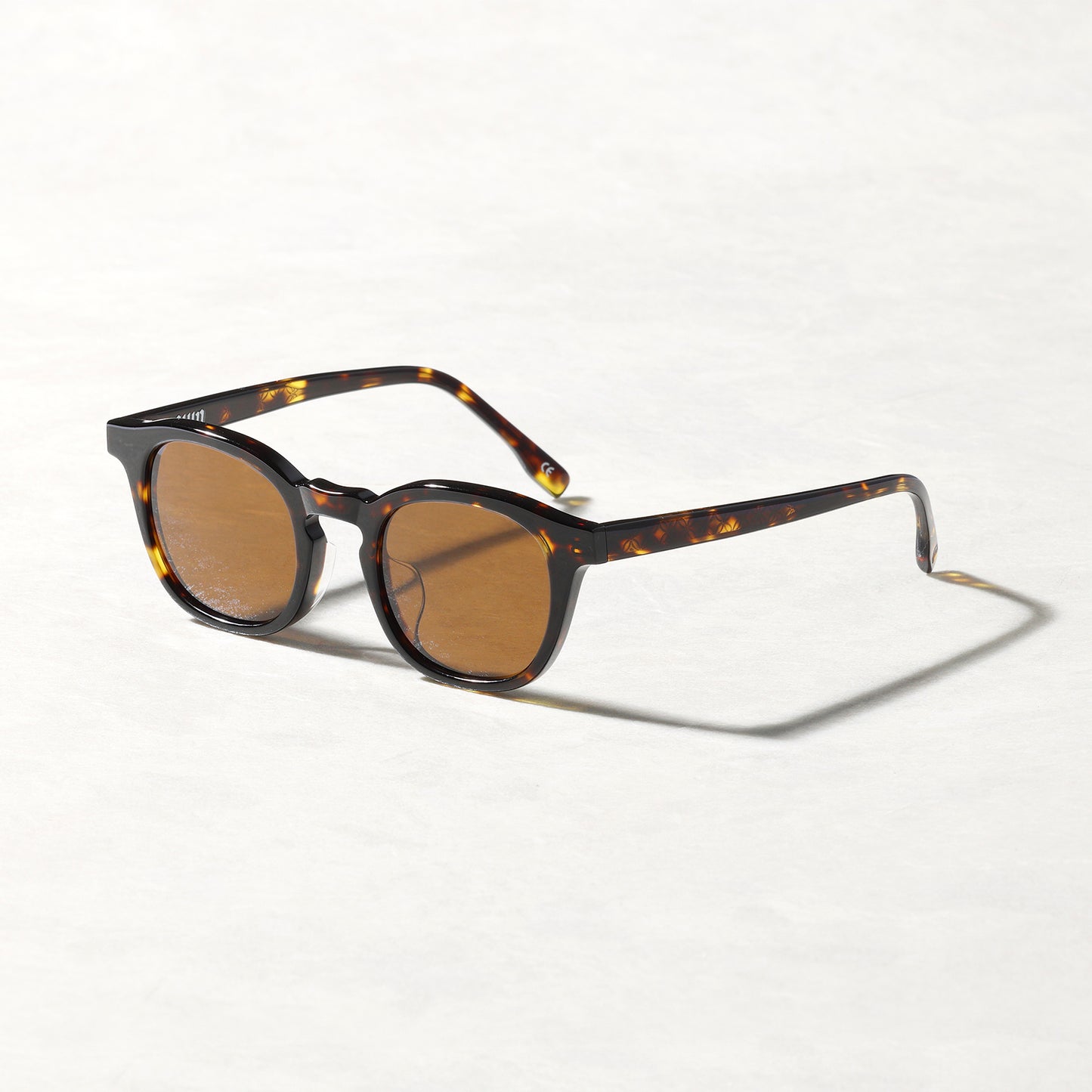 #06 TORTOISE / BROWN
