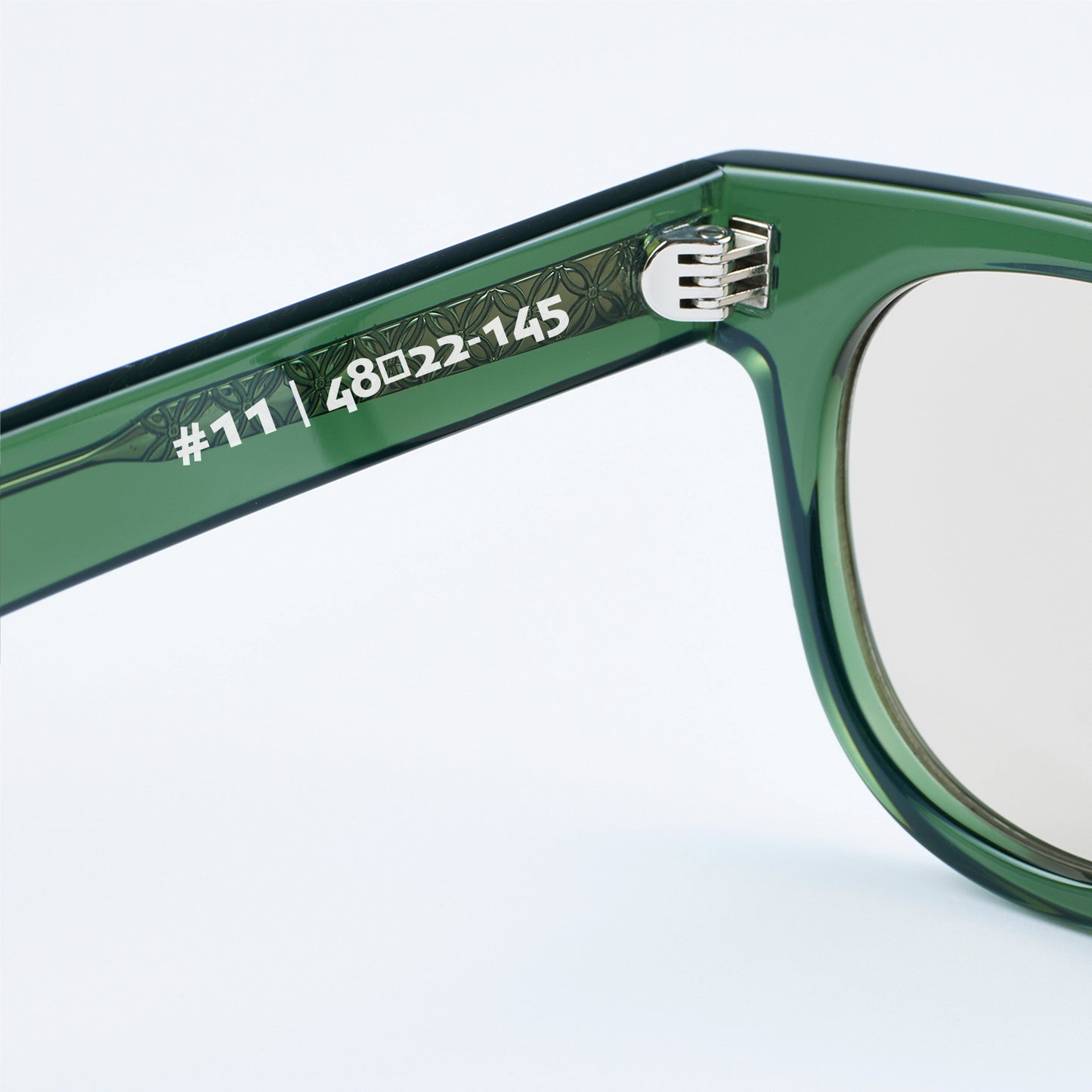 #11 IVY GREEN / CLEAR BROWN