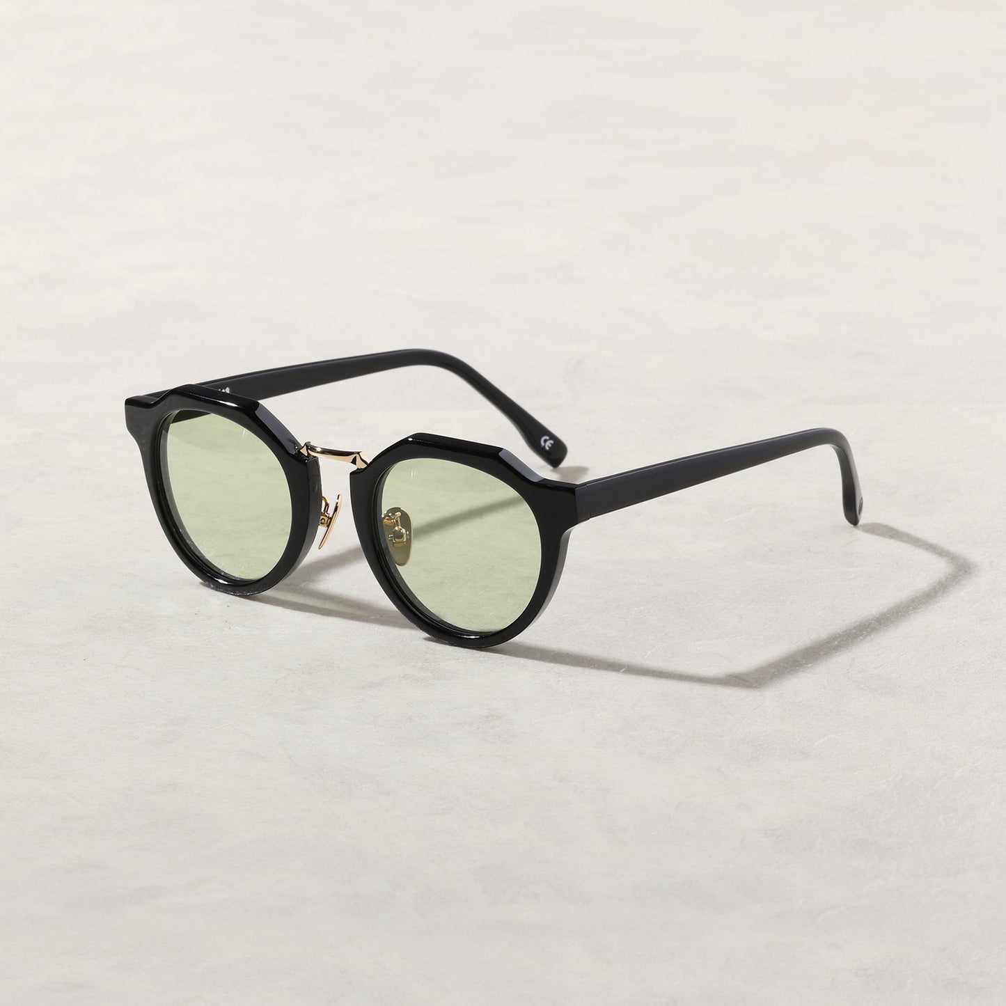 #09 BLACK / SMOKEY GREEN
