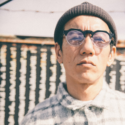 #03 BLACK × CLEAR / SMOKY PURPLE