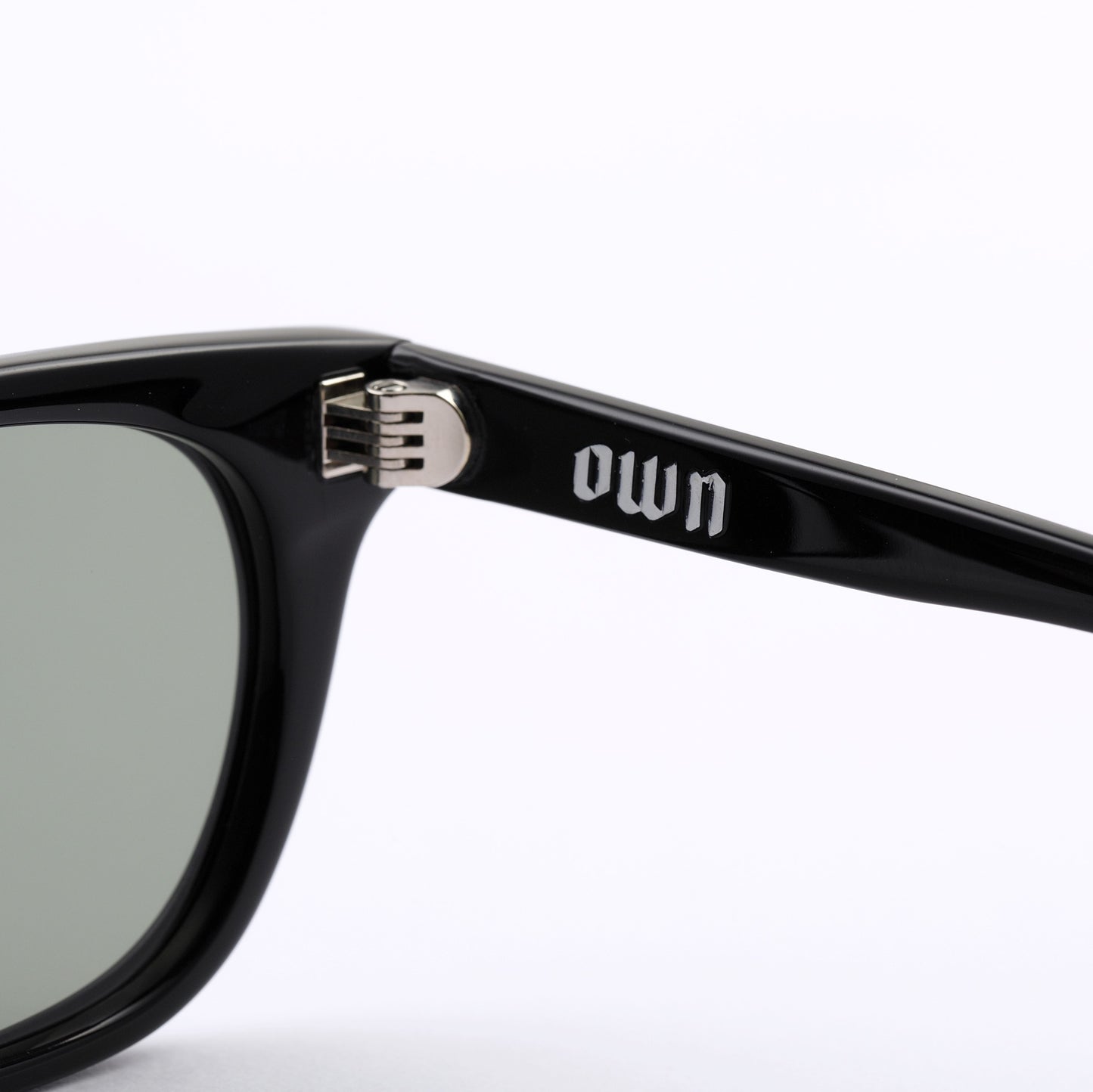 #01 BLACK/GREEN