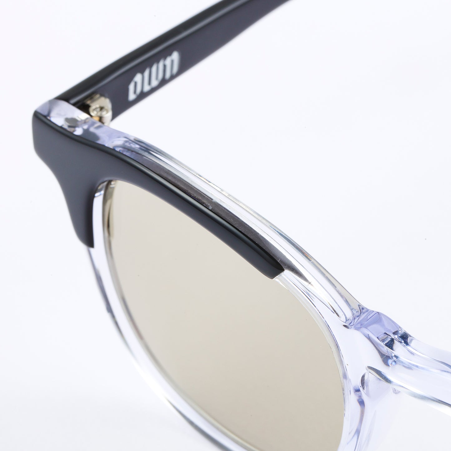 #06 BLACK × CLEAR / CLEAR BROWN
