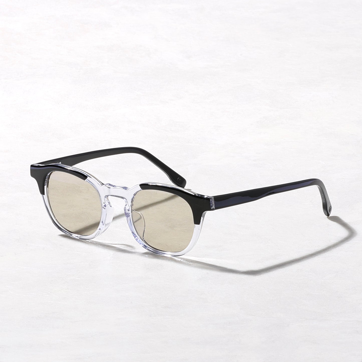 #06 BLACK × CLEAR / CLEAR BROWN