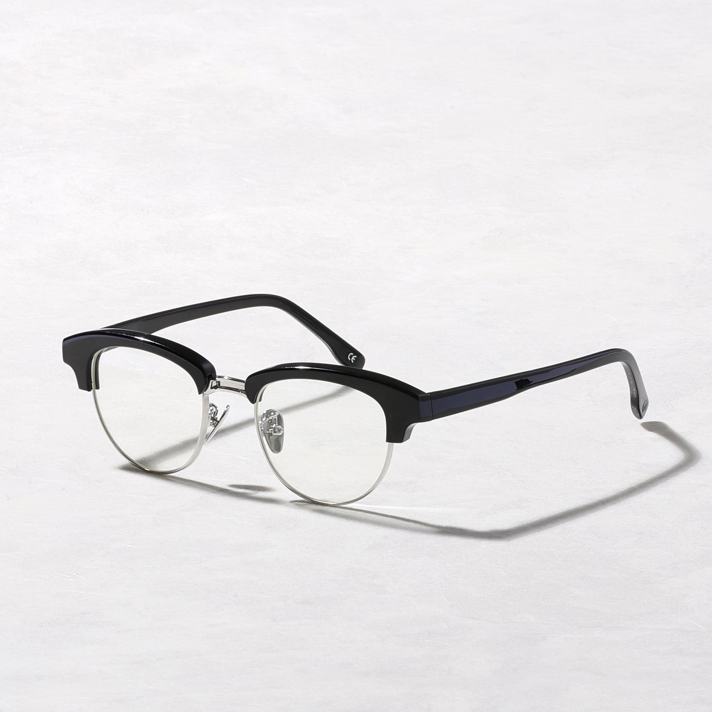 #08 BLACK / CLEAR