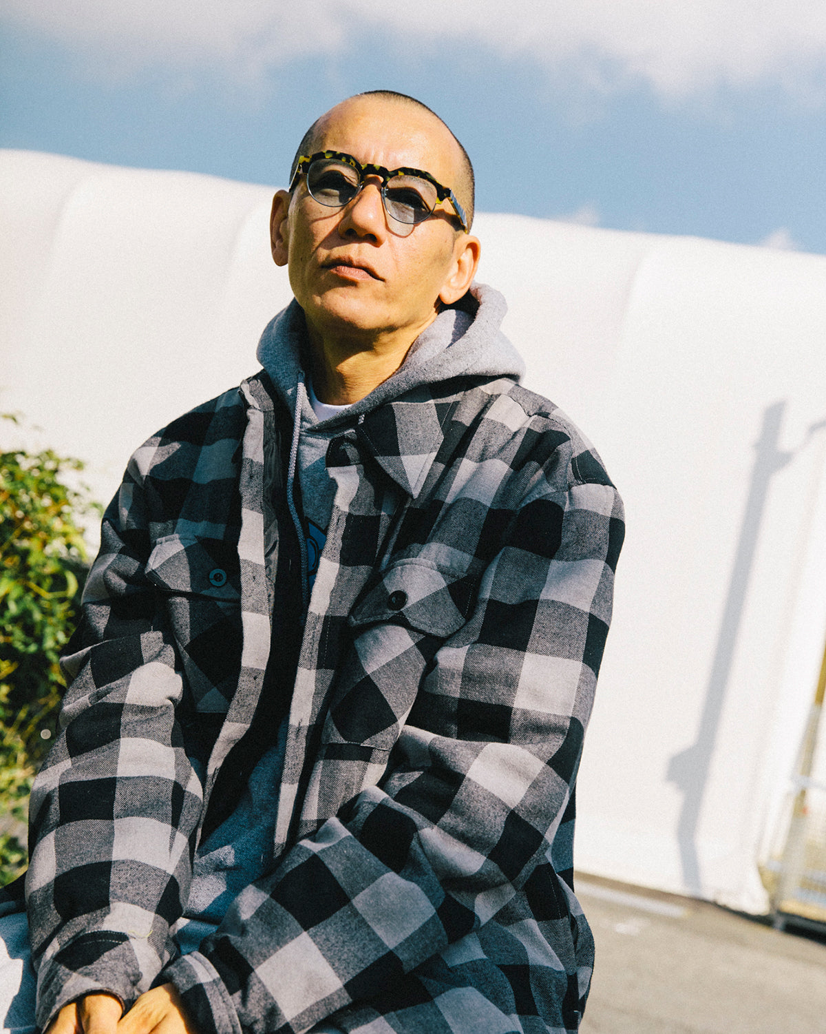 #18　CAMEL / CLEAR to BLUE (調光)