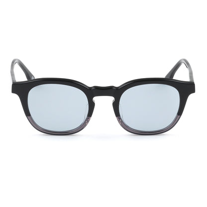 #06　BLACK × GREY / GRAYISH BLUE