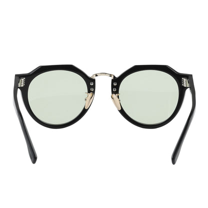 #09　BLACK / SMOKEY GREEN
