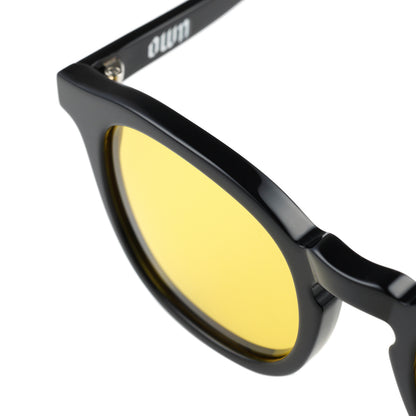 #06　BLACK / DARK YELLOW