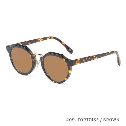 #09　BLACK / SMOKEY GREEN