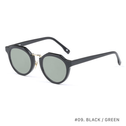 #09　BLACK / SMOKEY GREEN