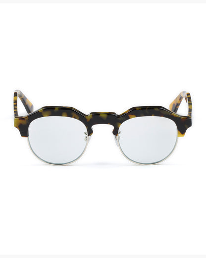 #18　CAMEL / CLEAR to BLUE (調光)