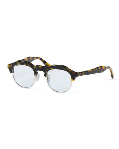 #18　CAMEL / CLEAR to BLUE (調光)