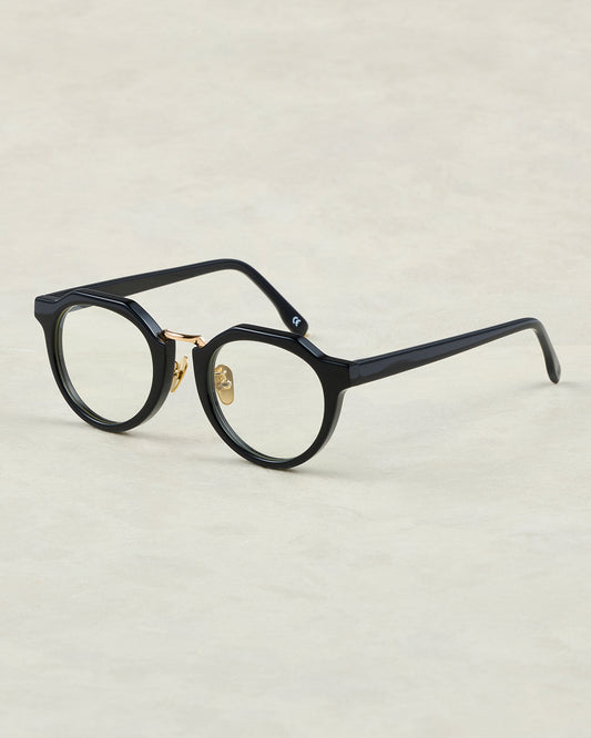 #09　BLACK / CLEAR