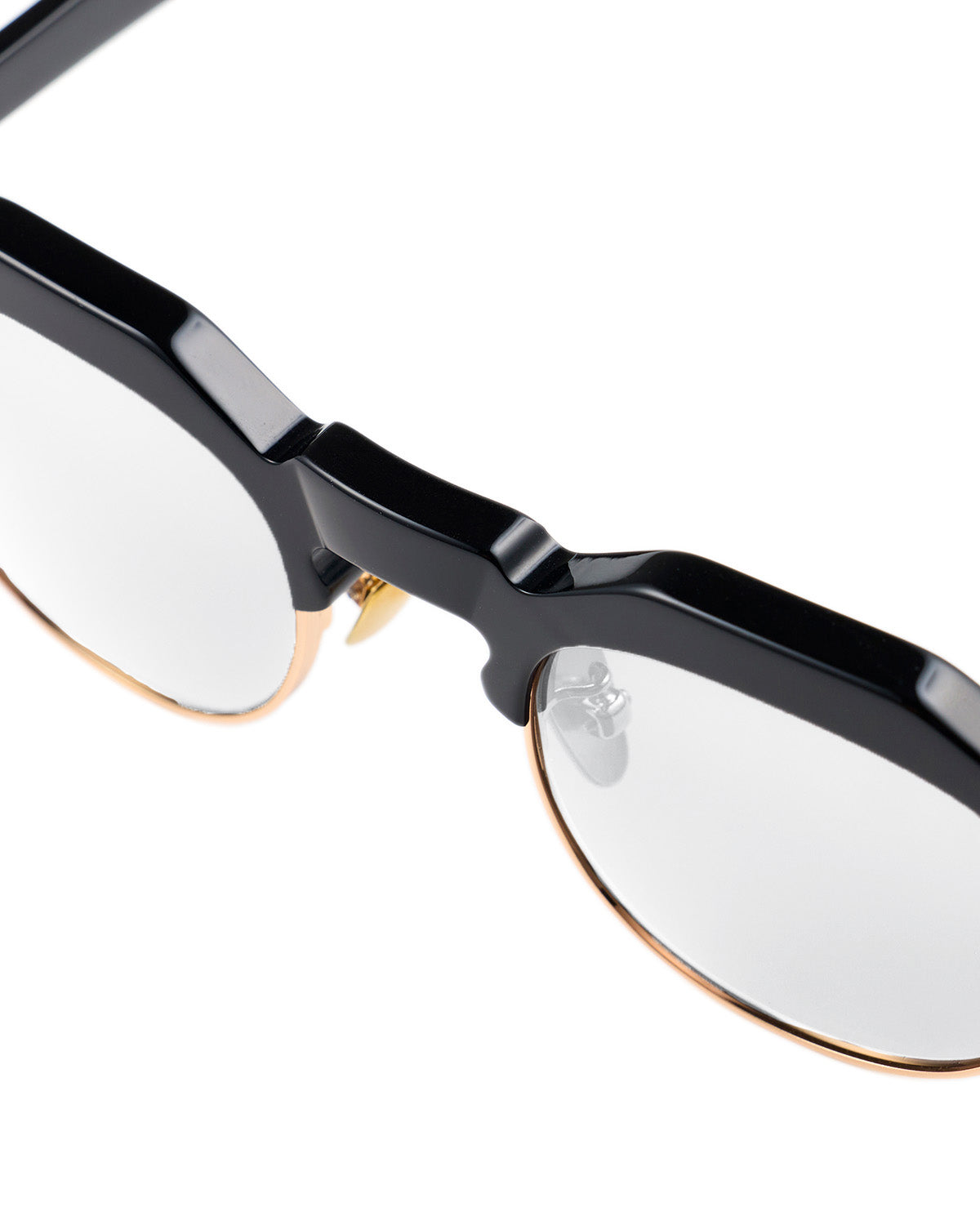 #18　BLACK / CLEAR to GREY (調光)