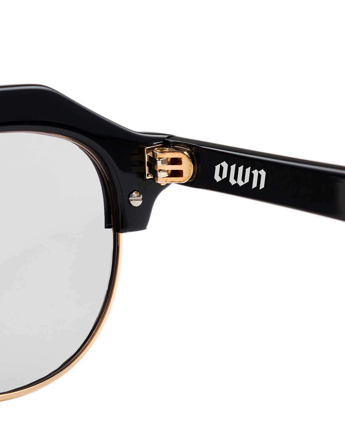 #18　BLACK / CLEAR to GREY (調光)