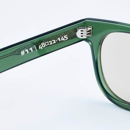 #11　IVY GREEN / CLEAR BROWN