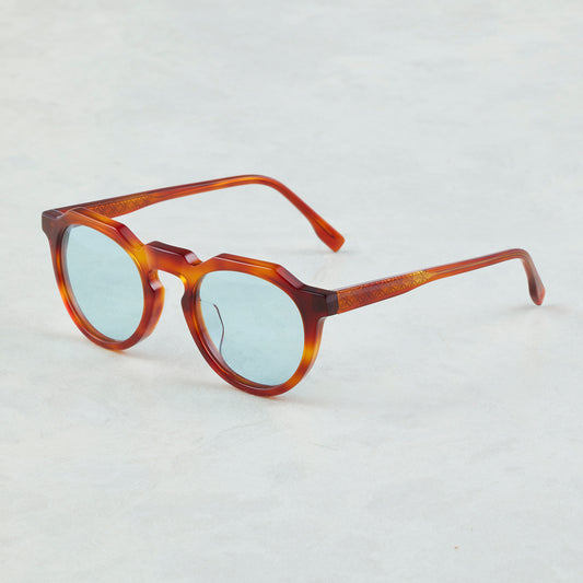#03　AMBER / CYAN BLUE