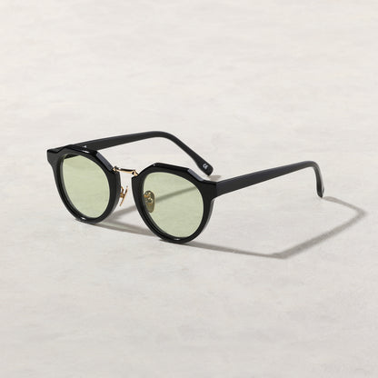 #09　BLACK / SMOKEY GREEN