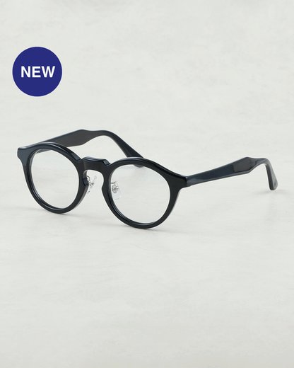 #21　BLACK / CLEAR to GREY (調光)