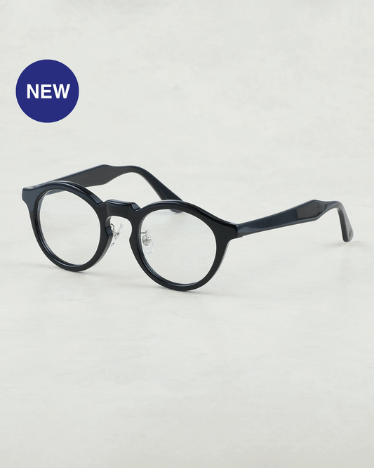 #21　BLACK / CLEAR to GREY (調光)