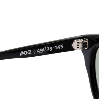 #02　BLACK/GREEN